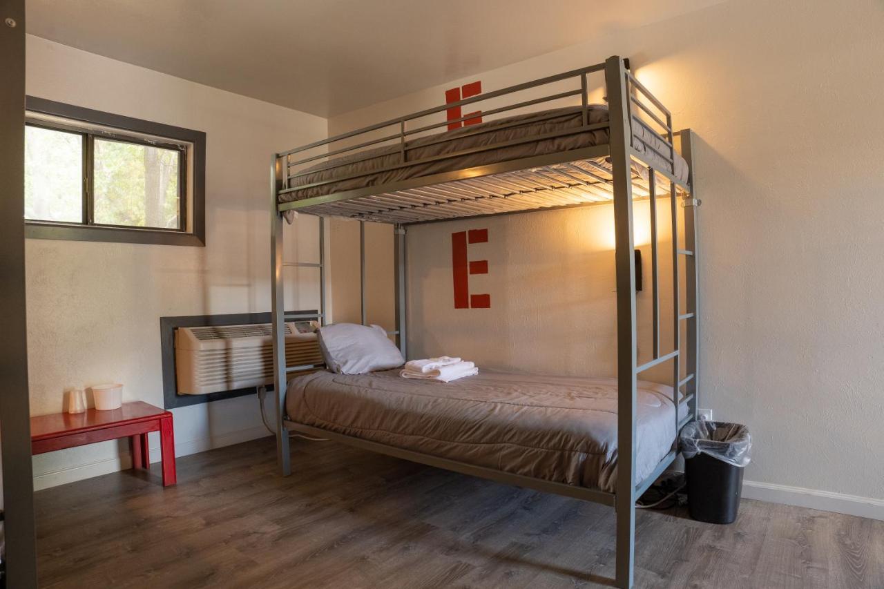 The Junction Hotel And Hostel Ντουράνγκο Εξωτερικό φωτογραφία